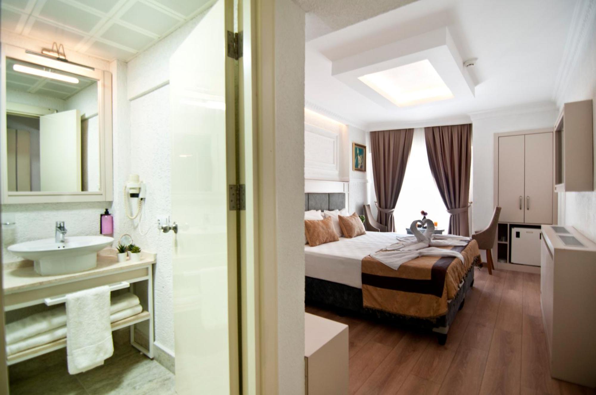 Royce Hotel Istanbul Bagian luar foto