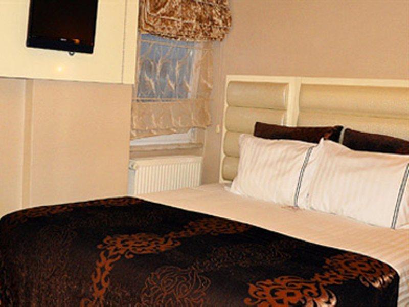 Royce Hotel Istanbul Bagian luar foto