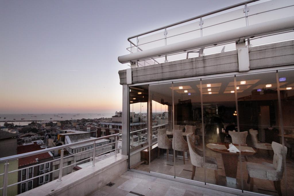 Royce Hotel Istanbul Bagian luar foto