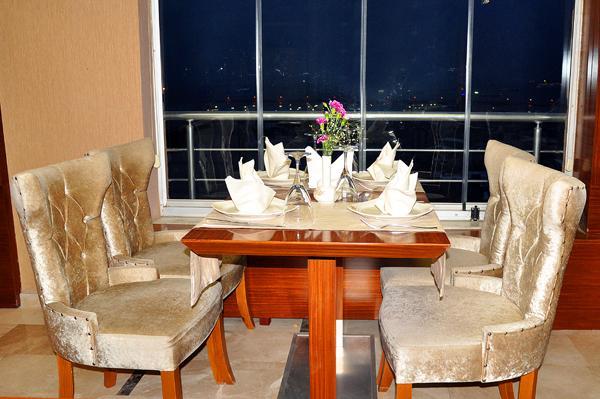 Royce Hotel Istanbul Bagian luar foto